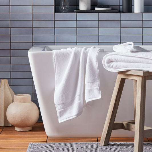 7 Decorating Ideas to Elevate Your Bathroom on a Budget